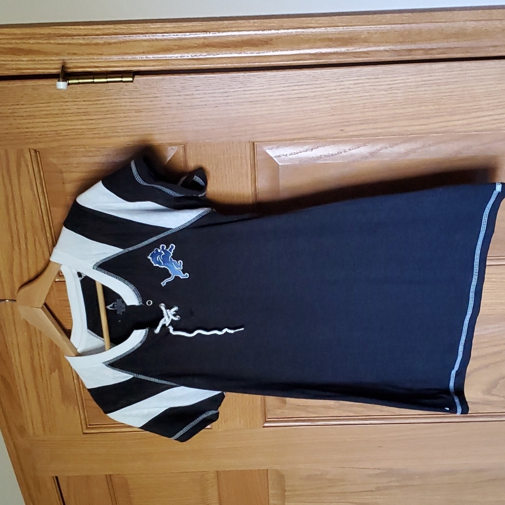 Lion's shirt